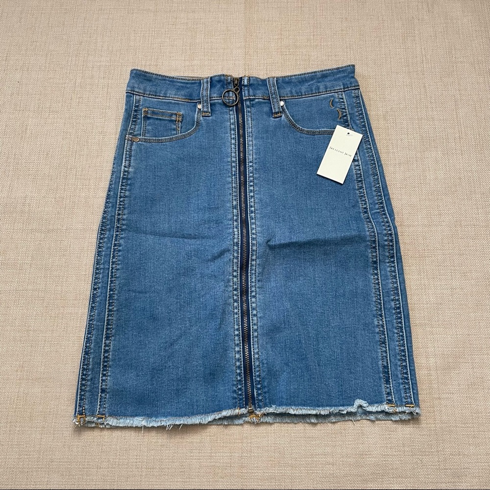 Crescent Drive Full Frontal Zipper Skirt *READ*
